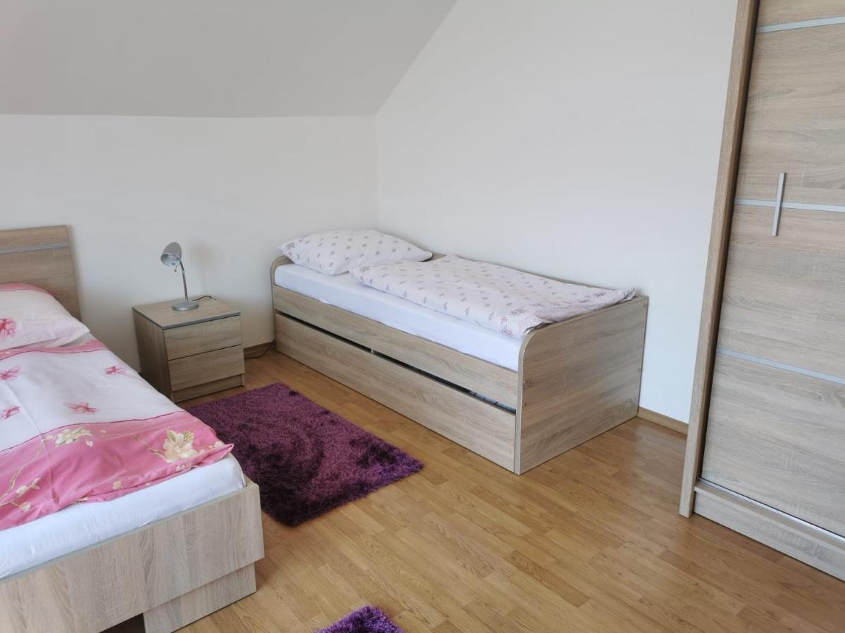 Comenius Apartments - Apartmany Na Rohu Svidnik Ngoại thất bức ảnh